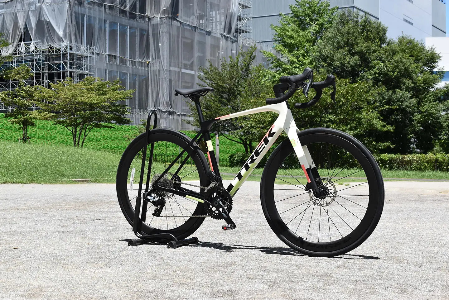 Blog-Trek-Domane-SL6-AXS-Ride-