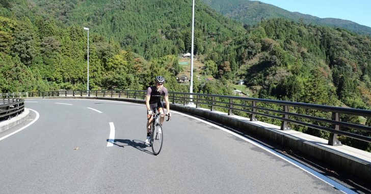 奥多摩湖を目指すヒルクライム&ロングライド