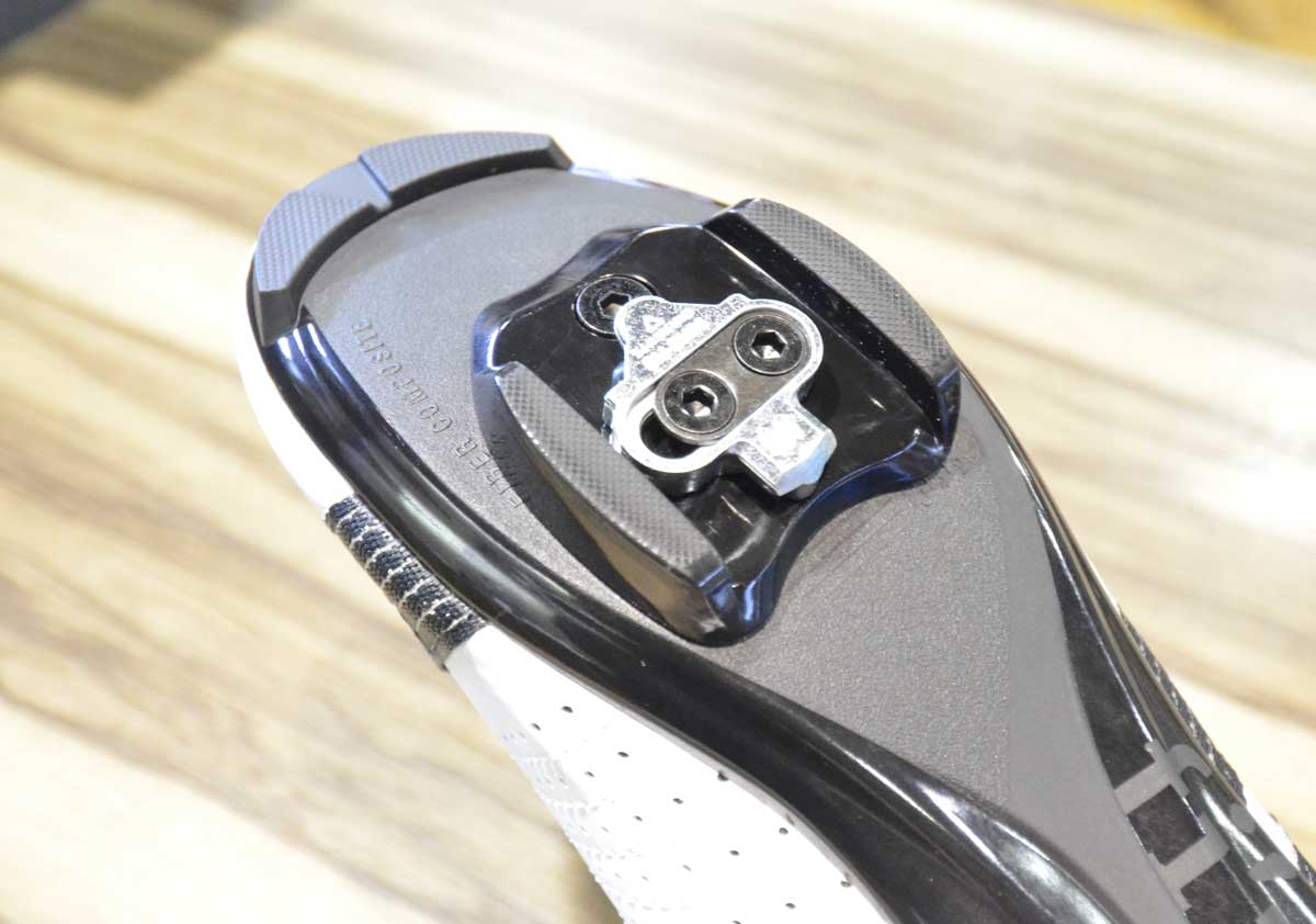 ジャンク 自転車用パーツ 仏式バルブ シマノ クリートセット TIME クリート 他 まとめて  札幌市 白石区 東札幌 ロードシューズ×MTB用ペダルが使えるシマノ&クランクブラザーズの変換
