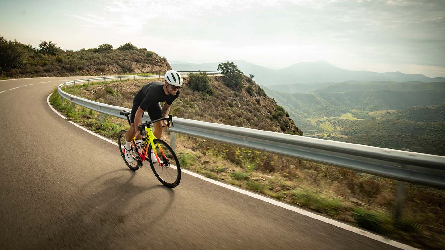 Trek Emonda SLR（トレック エモンダ SLR）ライドイメージ画像