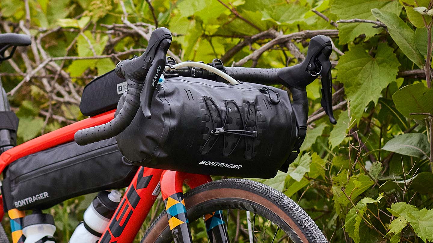 ハンドルバーバッグ   自転車のハンドルに取り付けるバッグ – バイクプラス