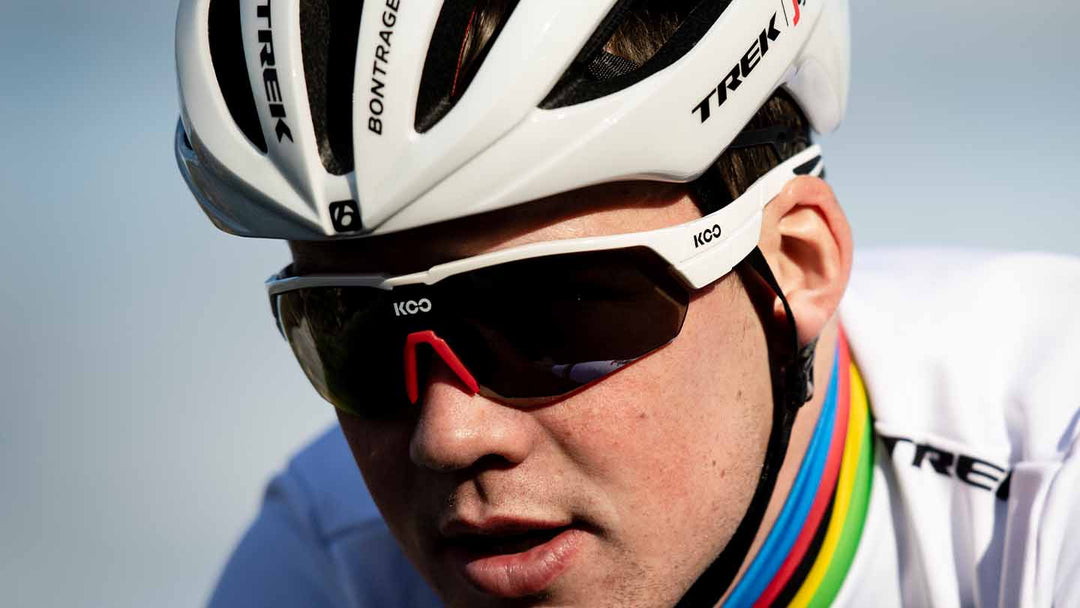 サングラスをしている写真