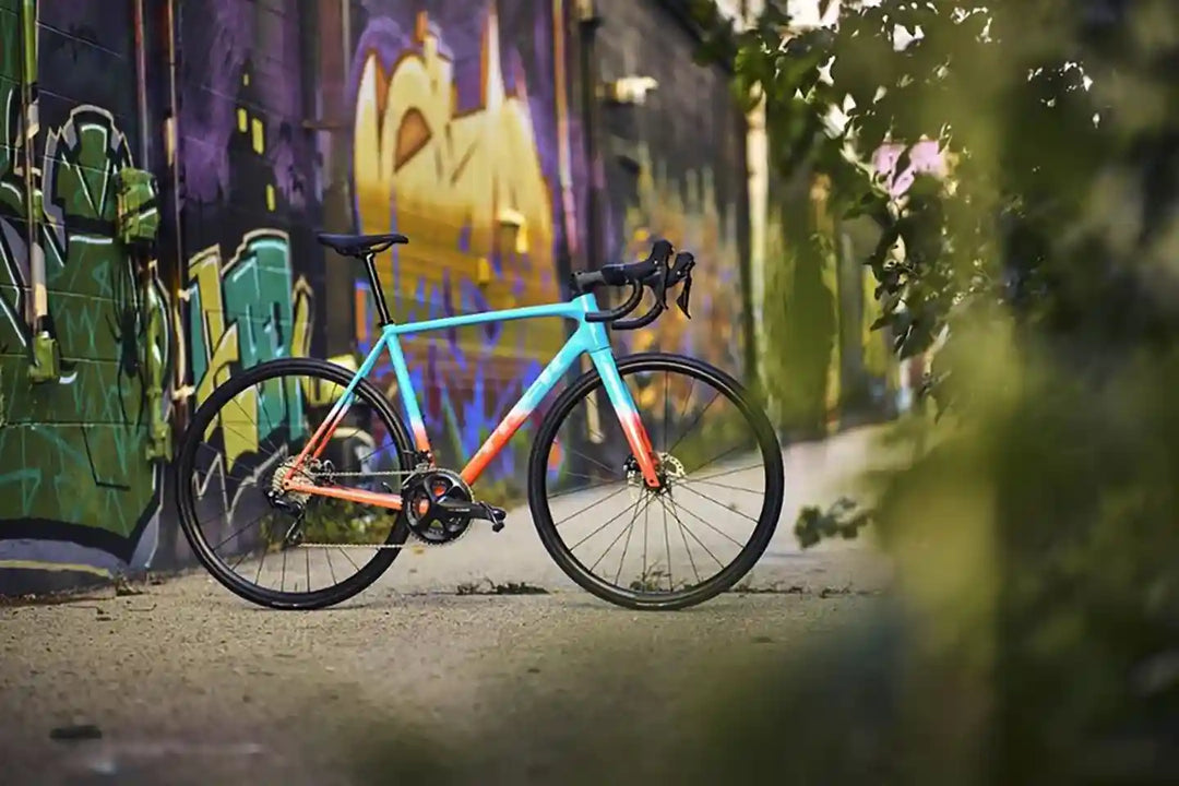 トレック エモンダALR5(trek Emonda ALR 5)2023年モデル イメージ画像