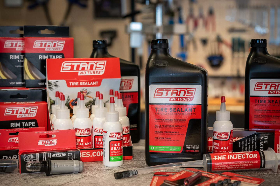 スタンズノーチューブズの商品ラインナップを撮影した写真