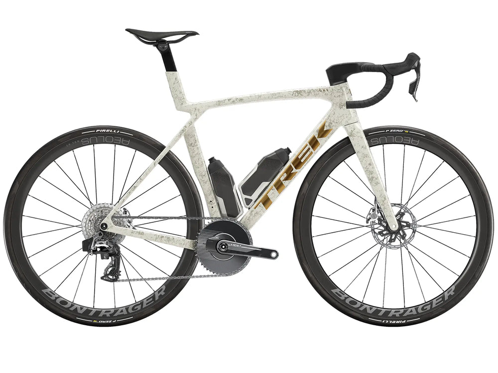 ブランド名:TREK、モデル名:Madone SLR 9 1x AXS Gen 8、カラー名:Era White / Supernova Marble、年式:2026