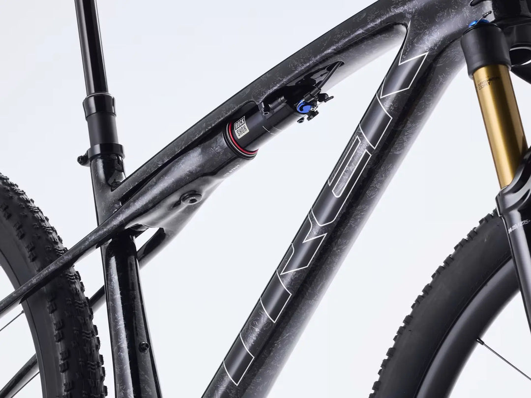 Trek Supercaliber SLR 9.8 XT Di2 Gen 2 2026年モデル