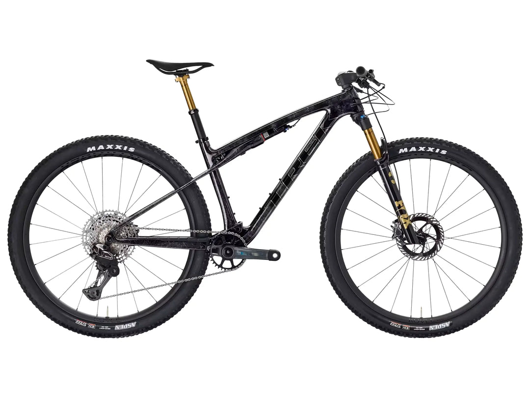 Supercaliber SLR 9.9 XTR Di2 Gen 2
Carbon Smoke/Galactic Grey Marble 2026