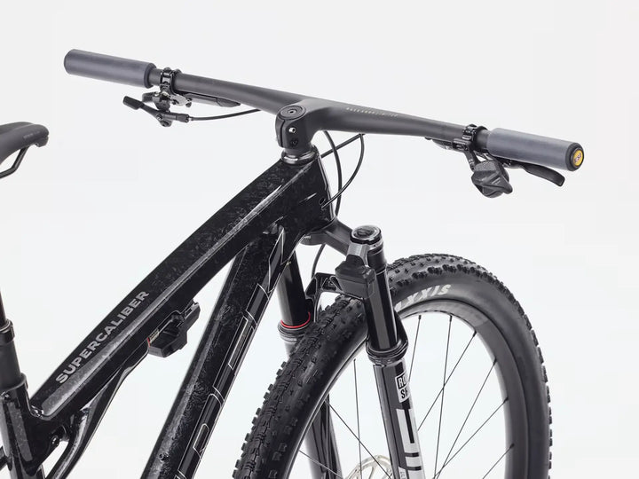 Trek Supercaliber SLR 9.8 X0 Flight Attendant Gen 2 2026年モデル