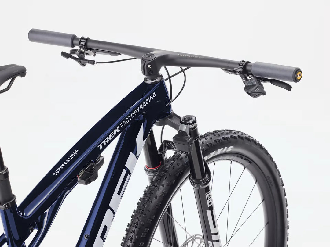 Trek Supercaliber SLR 9.8 X0 Flight Attendant Gen 2 2026年モデル