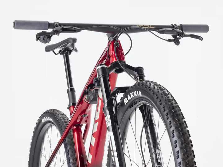 Trek Supercaliber SLR 9.8 X0 Flight Attendant Gen 2 2026年モデル