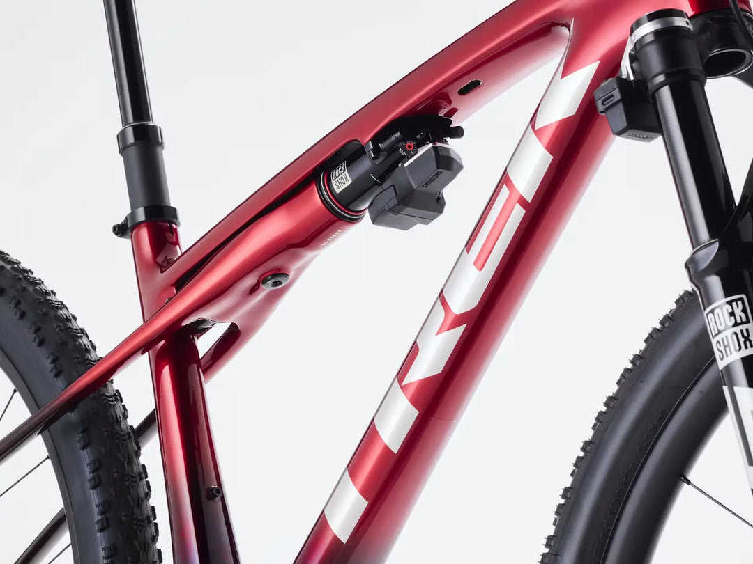 Trek Supercaliber SLR 9.8 X0 Flight Attendant Gen 2 2026年モデル