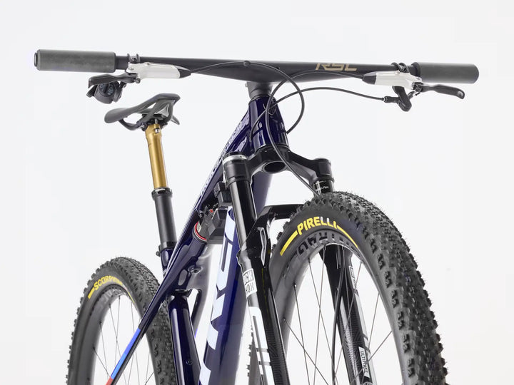 Trek Supercaliber SLR 9.9 XX Flight Attendant Gen 2 2026年モデル