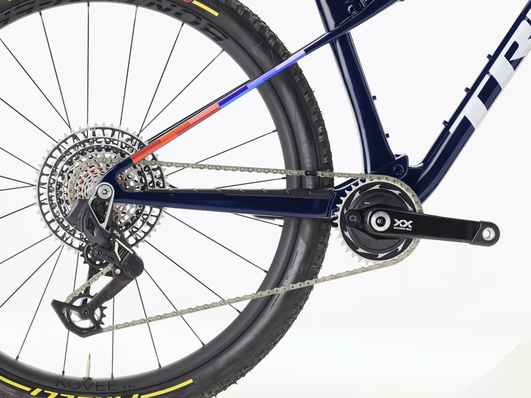 Trek Supercaliber SLR 9.9 XX Flight Attendant Gen 2 2026年モデル