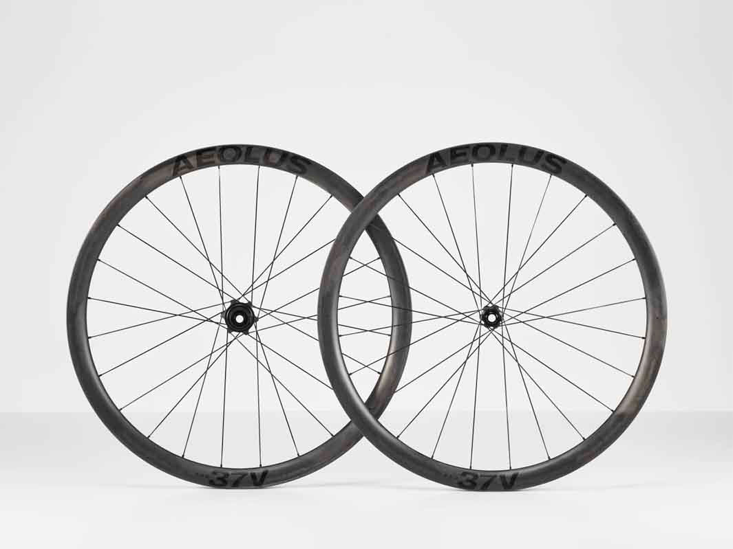 Bontrager Aeolus Pro 37V Disc TLR Road Wheel（アイオロス プロ 37V ディスク チューブレスレディ ロード ホイール）