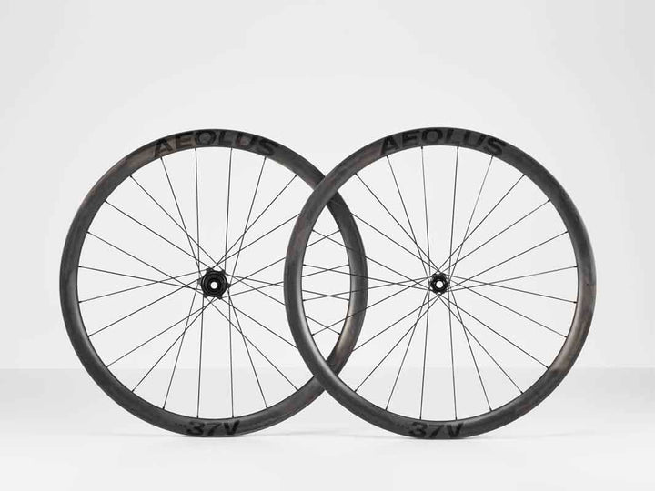 Bontrager Aeolus Pro 37V Disc TLR Road Wheel(アイオロス プロ 37V ディスク チューブレスレディ ロード ホイール)