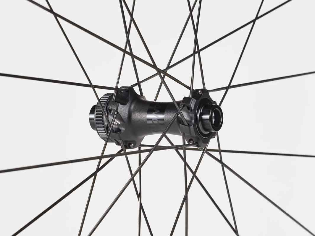 Bontrager Aeolus Pro 37V Disc TLR Road Wheel(アイオロス プロ 37V ディスク チューブレスレディ ロード ホイール)
