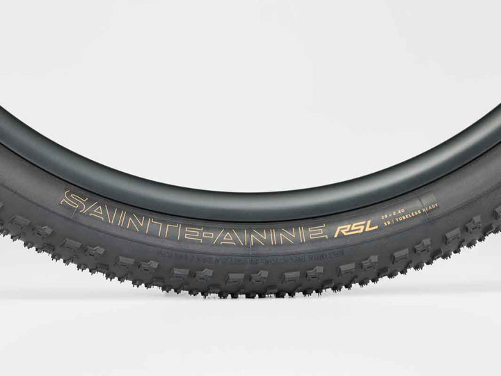 Bontrager Sainte-Anne RSL XR TLR MTBタイヤ(ボントレガー サンタンヌ  RSL XR チューブレスレデイ マウンテンバイク タイヤ)