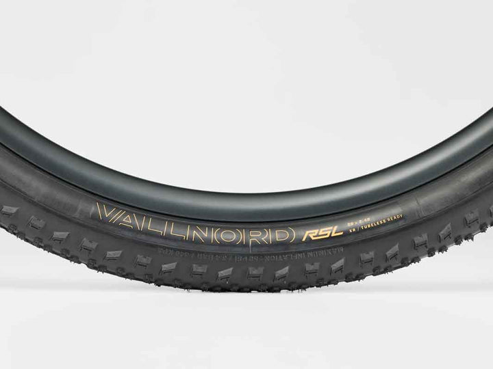 Bontrager Vallnord RSL XR TLR MTBタイヤ(ボントレガー バルノールド  RSL XR チューブレスレデイ マウンテンバイク タイヤ)