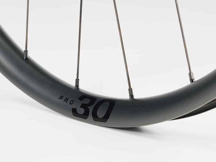 Bontrager Paradigm Pro 30 TLR Road Wheel(パラダイム プロ 30 チューブレスレディ― ディスクロード ホイール)