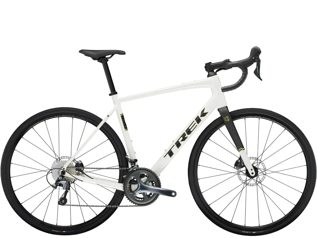 Domane AL4 Gen4(ドマーネAL4 Gen4)のホワイト(Era White)の真横からの画像
