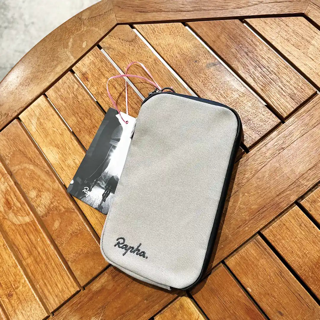 Rapha Essentials ケース(ラファエッセンシャル ケース)