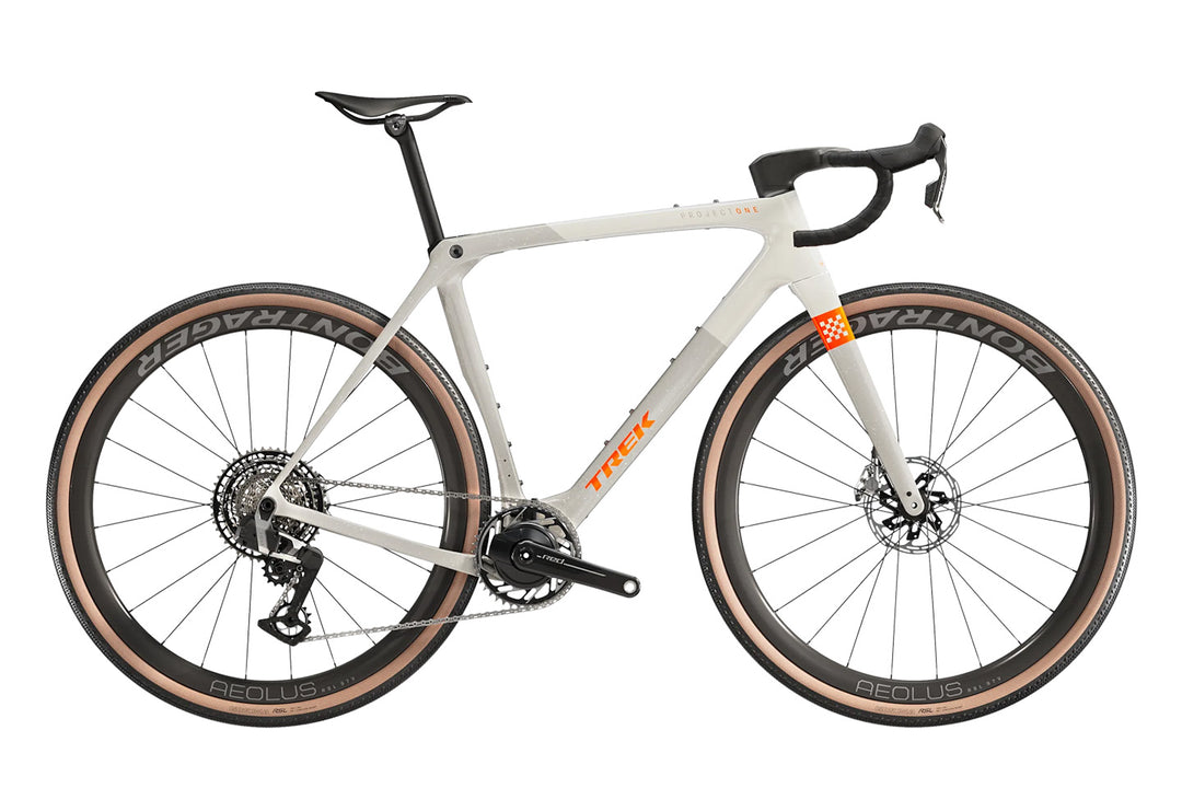 Trek Checkmate SLR9 AXS(トレックチェックメイトSLR9 AXS)のカラーがEra-White-Buff-Beige(エラホワイト・バフベージュ)