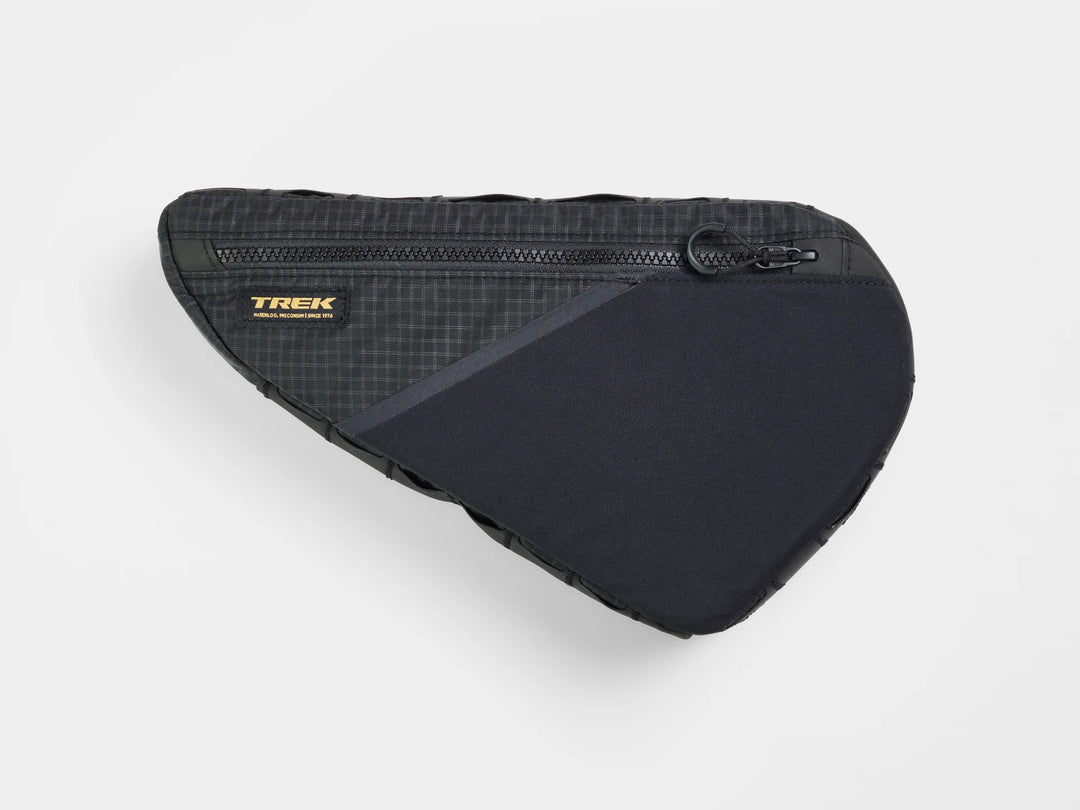 トレックアドベンチャートライアングルバッグ 1.6リットル(Trek Adventure Triangle Bag 1.6L)商品画像