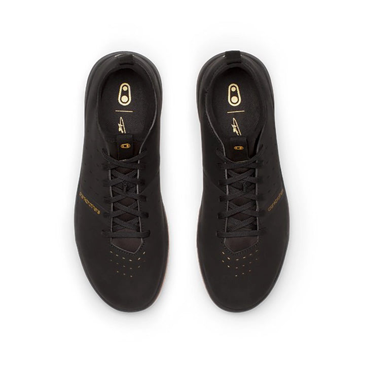 Crankbrothers STAMP STREET FABIO LACE(クランクブラザーズ スタンプ ストリート ファビオ レース)Black/Gold 両足を真上から