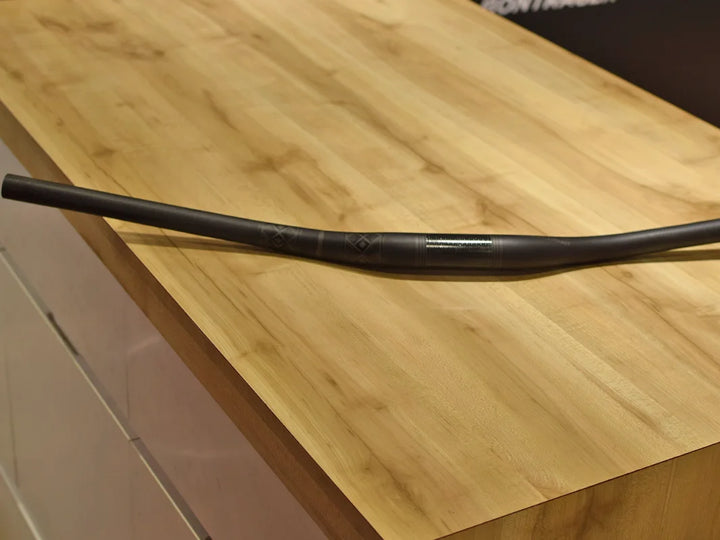 FORMOSA (フォルモサ) 31.8mmクランプ  F30 グレーカラー