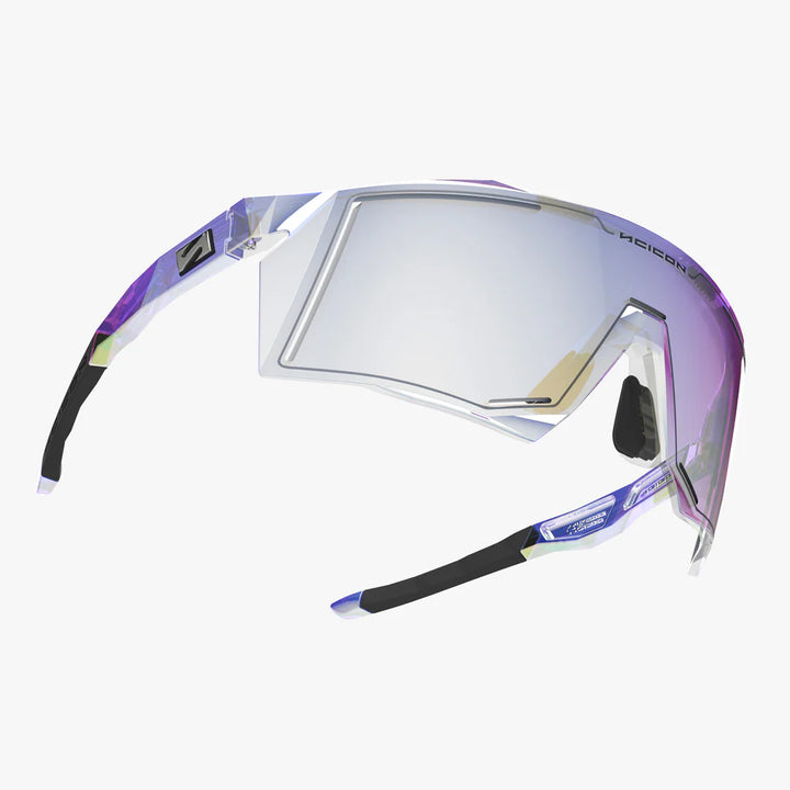 SCICON SPORTS アイウェアAEROSTORM カラー:BLUE LIGHT CLEAR 斜め前下から