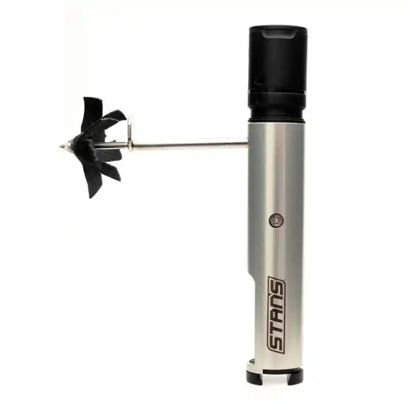 Stan's NoTubes Incredible Dart Tool(スタンズノーチューブ インクレディブル ダート ツール)使用時は打ち込み部分とハンドルを垂直にする