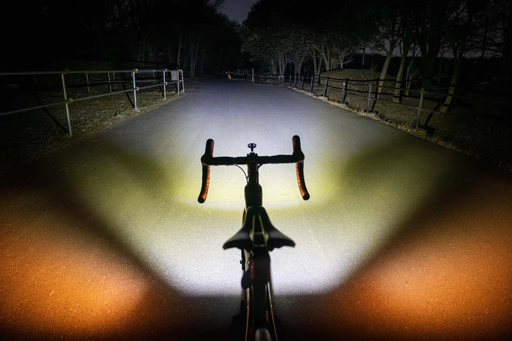 Trek Commuter Pro RT Front Bike Light(トレック コミューター プロ RT  フロントバイクライト）