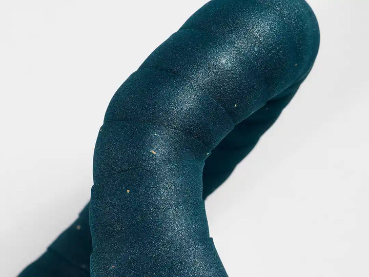 商品:Trek Gel Corkハンドルバーテープセット 色:ジュニパー 表面拡大画像