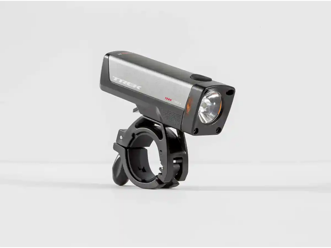 Trek Ion Elite Rフロントバイクライト 付属のマウントに取り付け