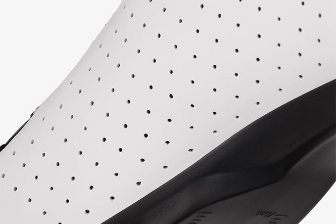 Fizik VENTO OMNA(フィジーク オムナ)ロードシューズ