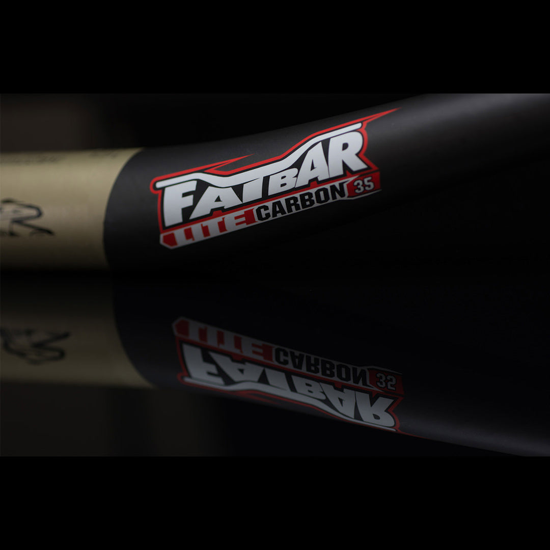 Renthal Fatbar Lite Carbon 35(レンサル ファットバー ライト カーボン 35mm ライザーバー)