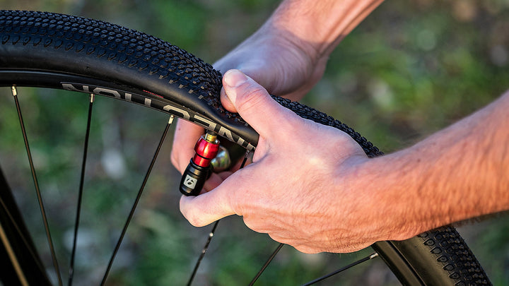 Bontrager Air Rush Elite CO₂ Inflator(エアーラッシュ エリート CO2カートリッジ式 空気入れ)