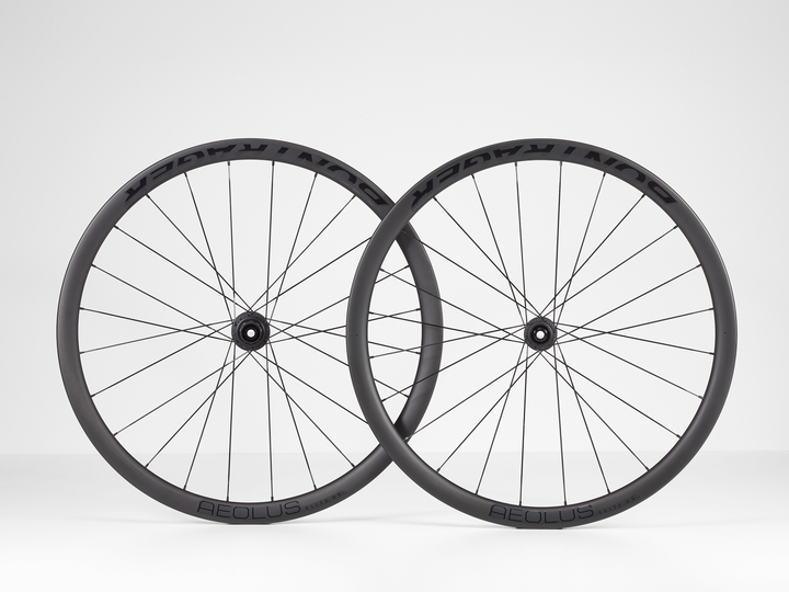 Bontrager Aeolus Elite 35 TLR Disc Road Wheel(アイオロス エリート 35 チューブレスレディ ディスク ロード ホイール)