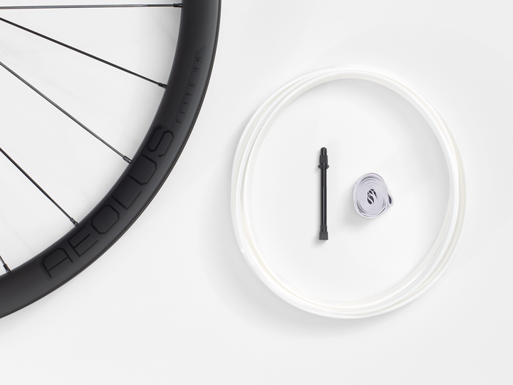 Bontrager Aeolus Elite 35 TLR Disc Road Wheel(アイオロス エリート 35 チューブレスレディ ディスク ロード ホイール)