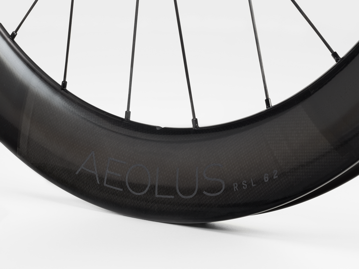 Bontrager Aeolus RSL 62 TLR Disc Road Wheel（アイオロス RSL 62 チューブレスレディ ロード ホイール）