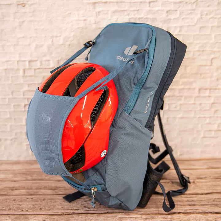 Deuter(ドイター)レースエアー10 ヘルメットカバー内蔵