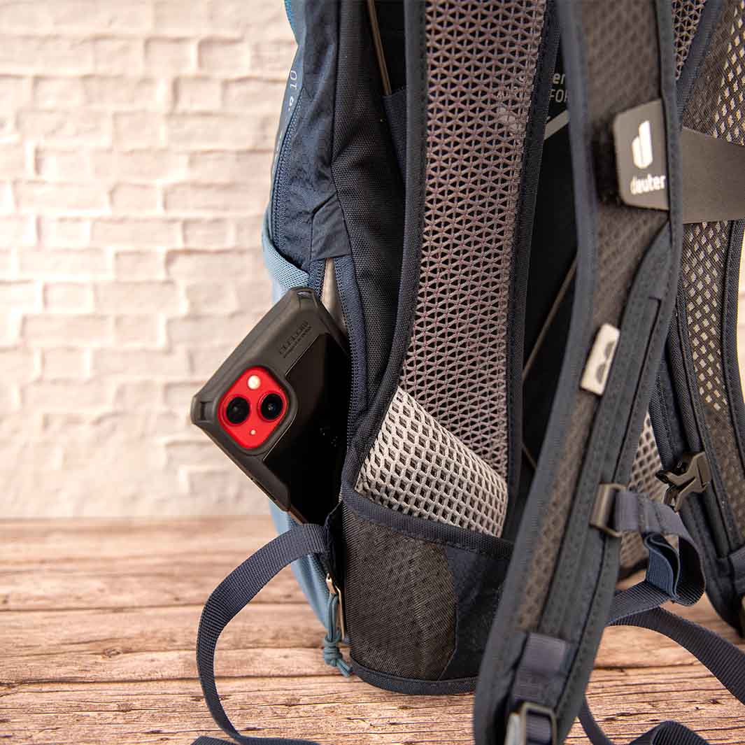 Deuter(ドイター)レースエアー10 さサイドのスマホポケット