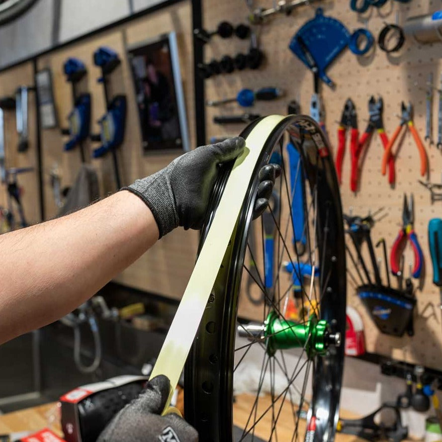 Stan's NoTubes Rim Tape 9.1m(スタンズノーチューブ リムテープ 9.1メートル)