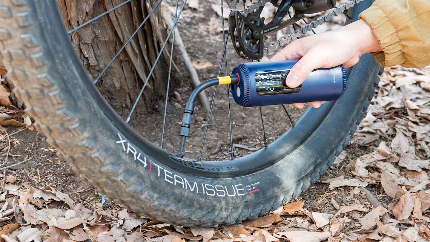 電動自転車、パンクしてるだけ折り畳みです。 165755494_o18.jpg?