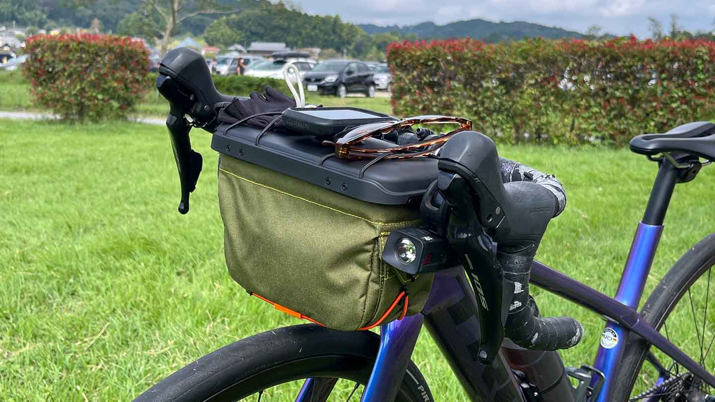 理想を形にしたかのよう。Route Werksのハンドルバーバッグが使い勝手良すぎ