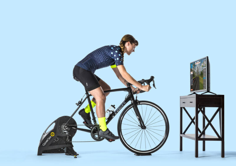 ローラー台って何⁉ トレーニング、サイクリングなど天候、季節に限らず