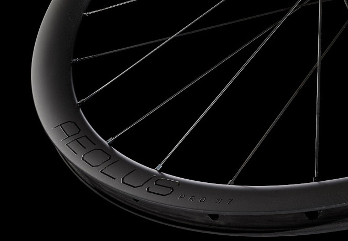 アイオロスPRO37　ボントレガー