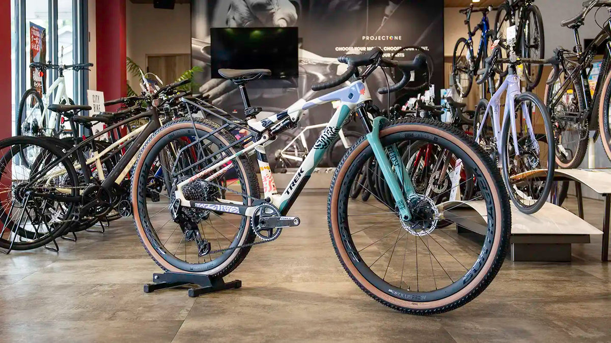 TREKのフルサスグラベルバイクCheckOUT SL 7が所沢店に入荷
