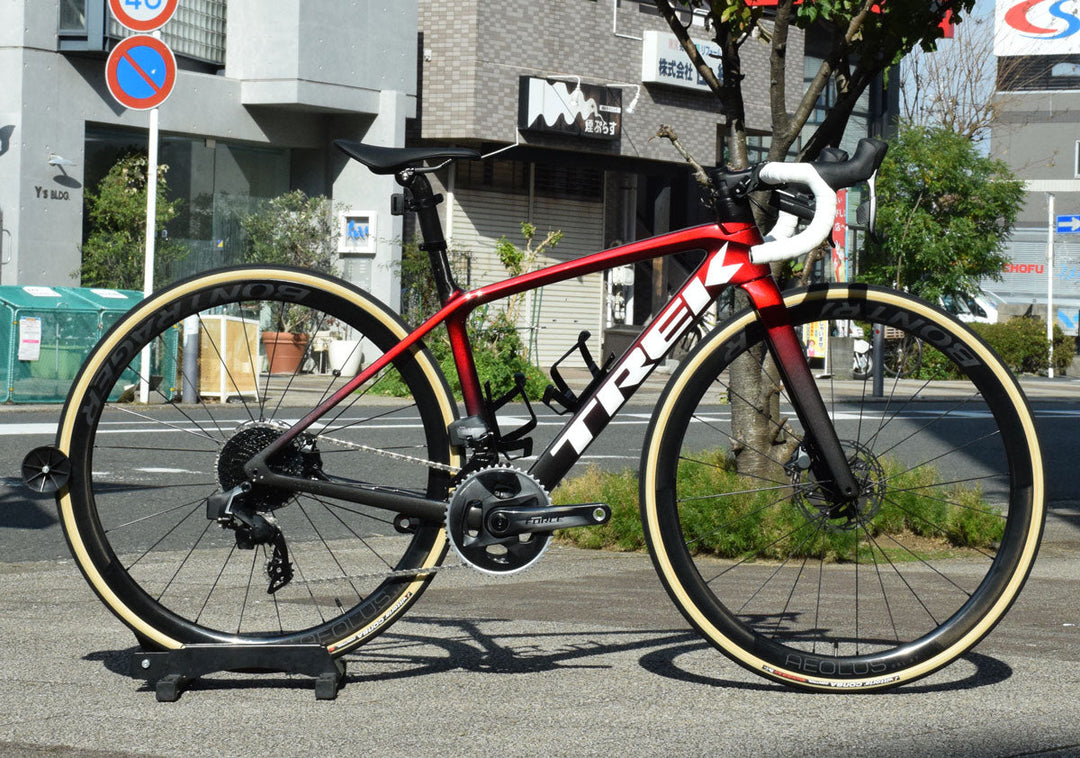2021 TREK EMONDA SLR7eTap DISCプロジェクトワン