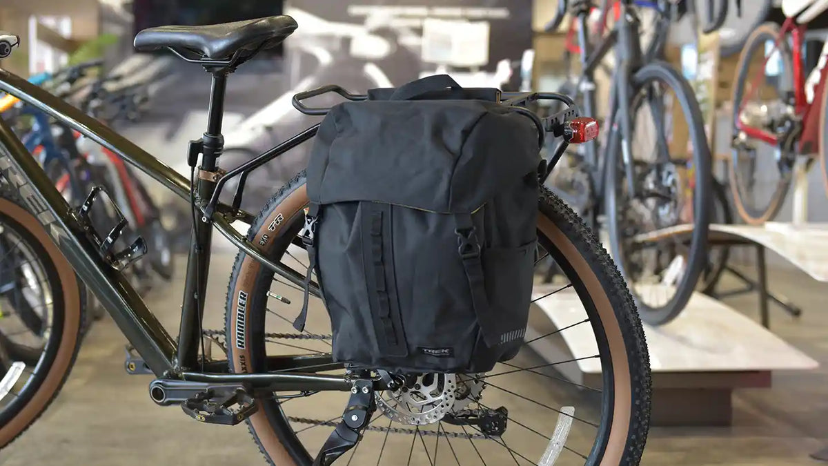 TREK トレック　チーム　レース用　収納バック TREK トレック チーム レース用 収納バック TREK トレック